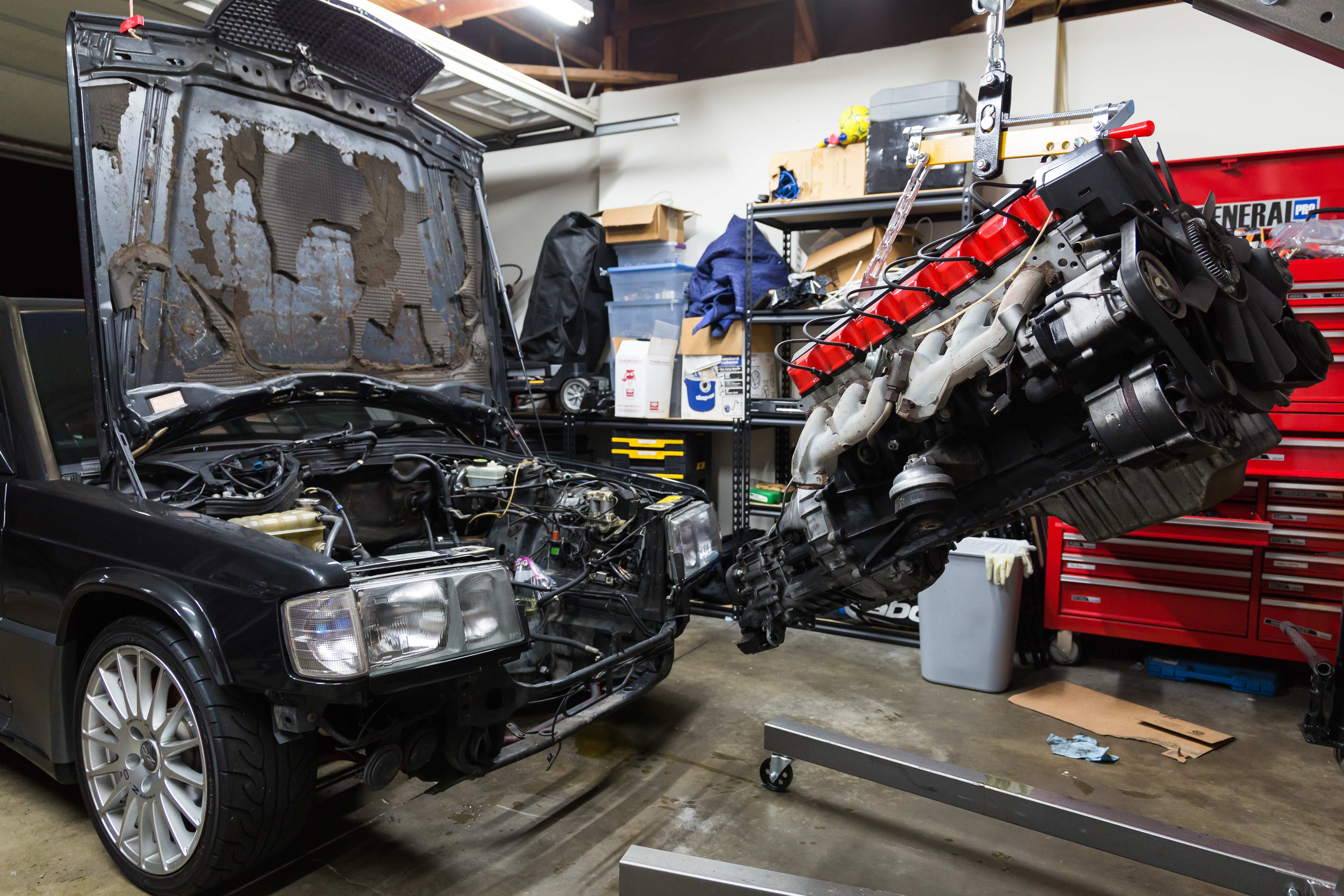 w201ftw_m103_engine_pulled.jpg