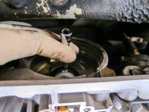 installingb2lipseal.jpg