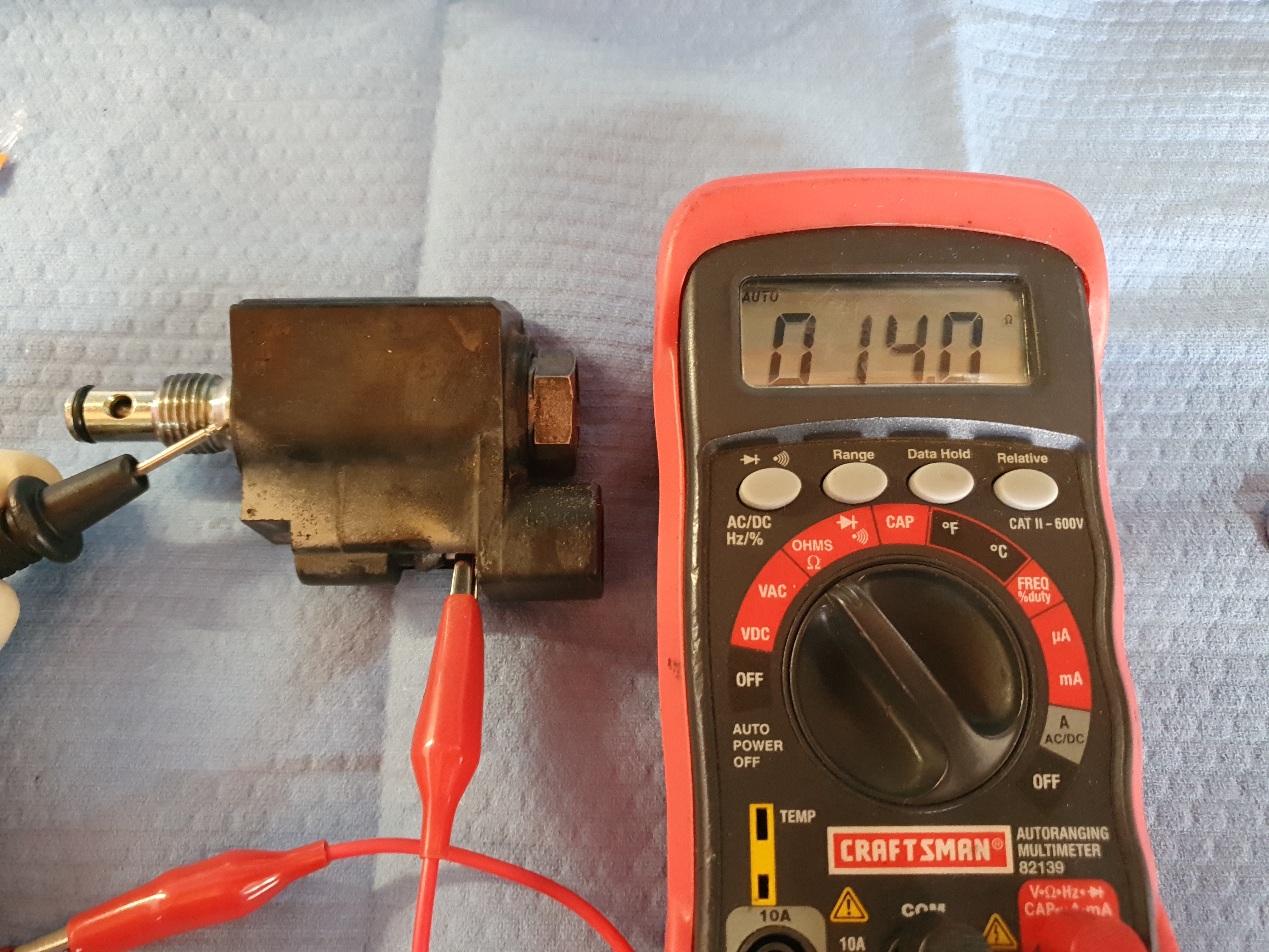 kickdown_solenoid_ohm_test.jpg